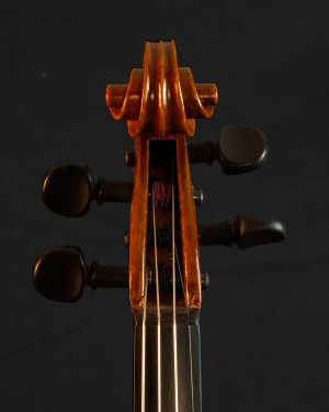 Violon n°18 tête vue de face Jean Sidler Bienne